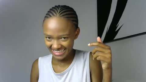 Snapshot of pretty_queennie chatting on April 26, 2:15 pm Pretty doll online show from April 26, 2:15 pm