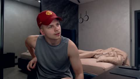 Snapshot of pretty_sweety chatting on January 17, 7:41 am Justin online show from January 17, 7:41 am