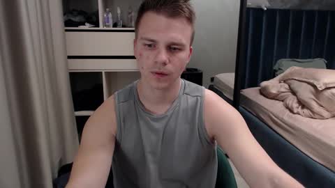 Snapshot of pretty_sweety chatting on November 6, 3:40 am Justin online show from November 6, 3:40 am