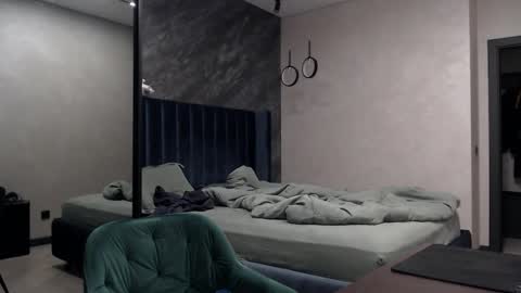 Snapshot of pretty_sweety chatting on November 22, 5:01 pm Justin online show from November 22, 5:01 pm