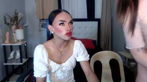 prettyakhira online show from February 17, 12:38 pm