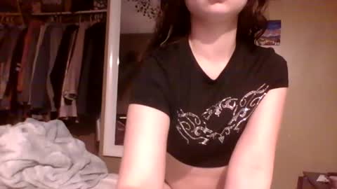 Snapshot of prettybaby22 chatting on January 31, 4:14 am prettybaby22 online show from January 31, 4:14 am