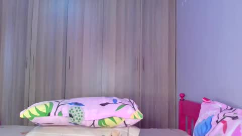 prettybigclit_ebony online show from October 16, 7:31 am