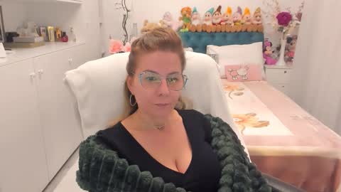 wilma online show from November 4, 11:04 pm