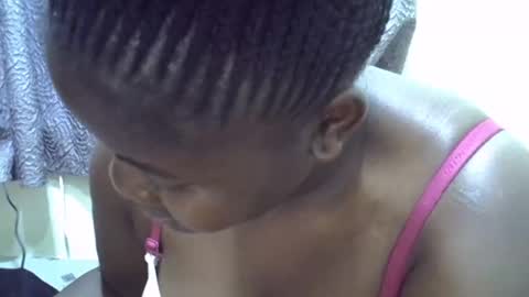 prettybooty1 online show from March 8, 3:56 pm