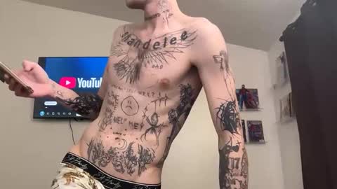 pretty boy online show from February 22, 4:13 am