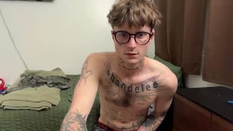 pretty boy online show from April 6, 4:21 am