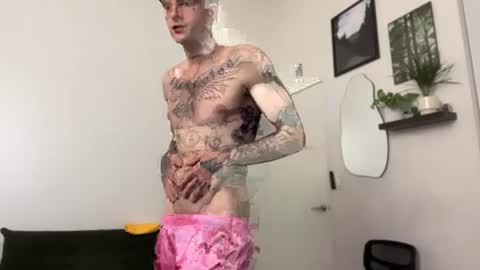 pretty boy online show from July 19, 5:11 am