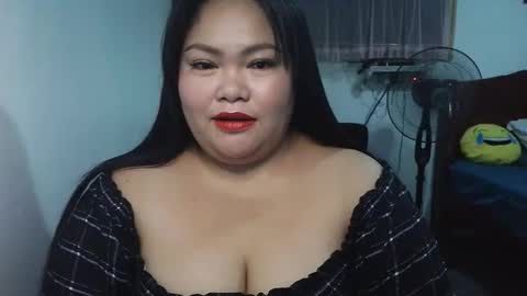 Snapshot of prettycarla_ chatting on October 8, 10:46 am prettycarla online show from October 8, 10:46 am