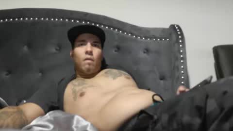 DADDYDICRICO6969 online show from April 9, 10:48 pm