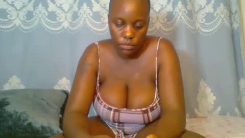 SHANIA online show from April 26, 6:27 pm