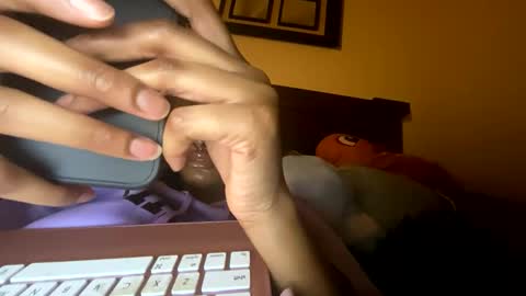 prettyfacefemale online show from February 24, 8:12 am