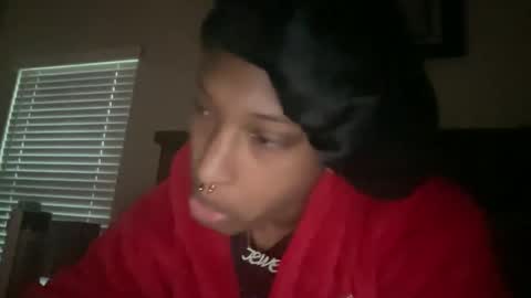 prettyfacefemale online show from April 20, 10:22 pm