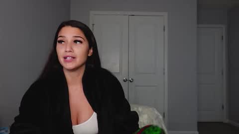 prettygirllltorii online show from March 21, 10:24 pm