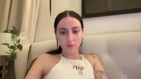 pretty girl opal  lightskin dick online show from December 20, 6:31 am