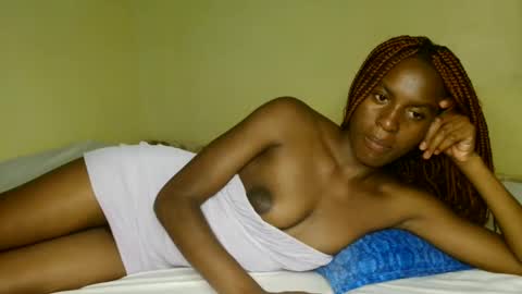 Snapshot of prettygoddess1 chatting on May 29, 5:33 pm Mary online show from May 29, 5:33 pm