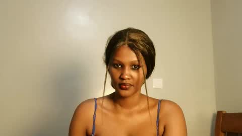 Snapshot of prettykeilaa chatting on May 24, 9:47 am prettykeilaa online show from May 24, 9:47 am