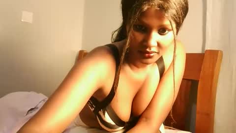 Snapshot of prettykeilaa chatting on June 3, 7:08 pm prettykeilaa online show from June 3, 7:08 pm