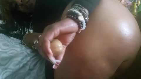 Mona Red online show from March 12, 12:36 pm