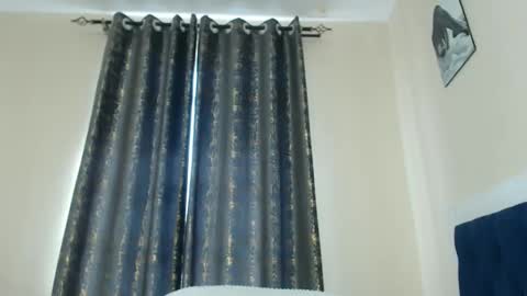 Lizzy online show from January 9, 10:51 am