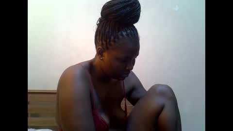 LILIAN online show from April 8, 1:22 pm