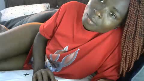 prettynancy19 online show from January 8, 11:34 am