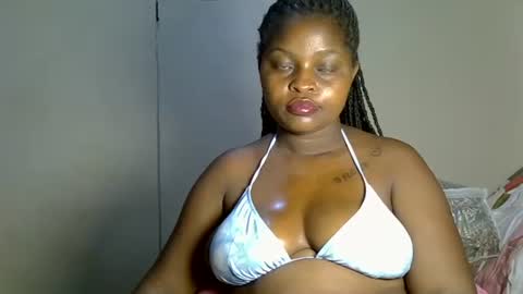 prettyriss online show from April 27, 10:41 pm