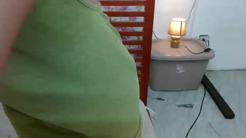 Snapshot of prettyshiela chatting on September 23, 11:57 am SHIELA MAE online show from September 23, 11:57 am