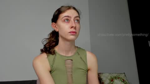 Snapshot of prettysomething chatting on January 28, 3:35 pm Sophie next stream will be at Monday i will wait you guys online show from January 28, 3:35 pm