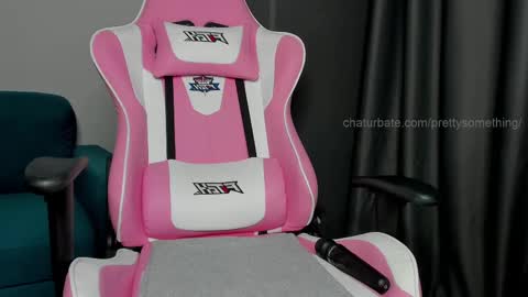 Snapshot of prettysomething chatting on March 8, 5:28 am Sophie next stream will be at Monday i will wait you guys online show from March 8, 5:28 am