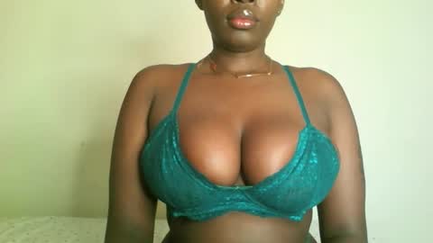 prettyvishy online show from January 8, 2:36 am