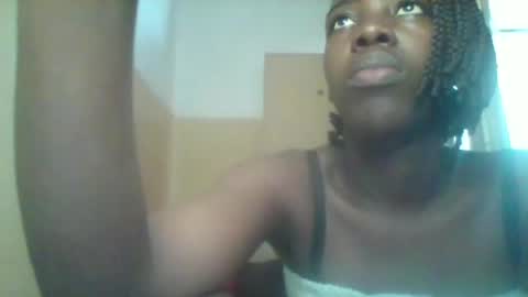 prettyzuzu online show from September 20, 7:31 am