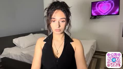 Sofi online show from February 15, 1:09 pm