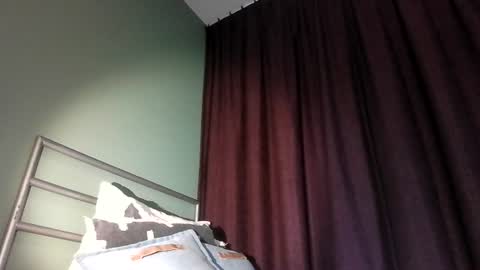 Snapshot of prieslucas068 chatting on July 18, 6:45 pm prieslucas068 online show from July 18, 6:45 pm