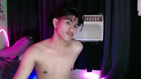 Snapshot of primekiannx_ chatting on February 22, 6:02 am primekiannx_ online show from February 22, 6:02 am