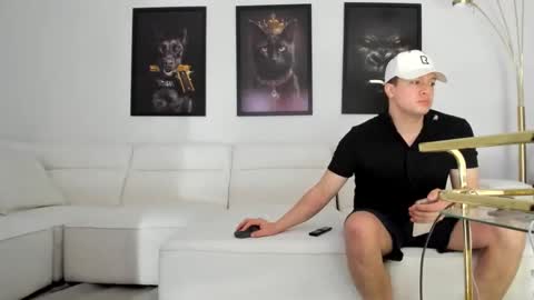 Snapshot of prince_2026 chatting on November 18, 1:11 am prince_2026 online show from November 18, 1:11 am