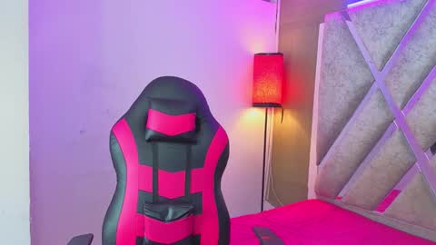 prince_arthur77 online show from March 3, 2:01 pm