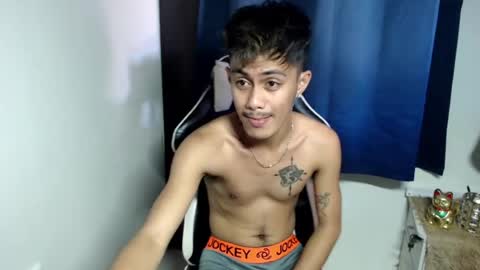 Snapshot of prince_gray69 chatting on July 17, 5:47 am Prince online show from July 17, 5:47 am