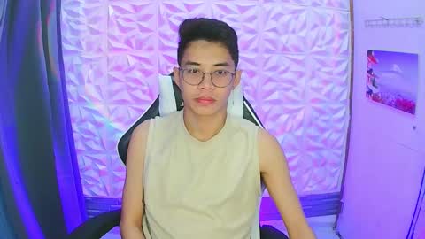 prince_harrison online show from November 19, 10:48 am