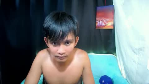 Snapshot of prince_zaijan chatting on February 14, 11:09 pm Prince Zaijan online show from February 14, 11:09 pm