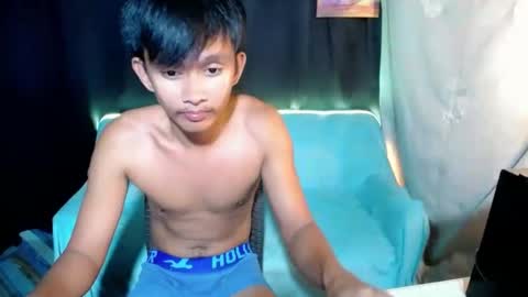 Snapshot of prince_zaijan chatting on February 17, 5:53 pm Prince Zaijan online show from February 17, 5:53 pm