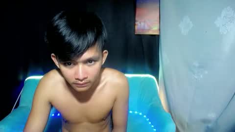 Snapshot of prince_zaijan chatting on March 2, 6:19 pm Prince Zaijan online show from March 2, 6:19 pm