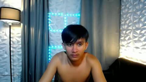 Snapshot of prince_zaijan chatting on March 9, 5:17 pm Prince Zaijan online show from March 9, 5:17 pm