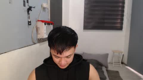 Prince Adrian online show from October 28, 8:07 am