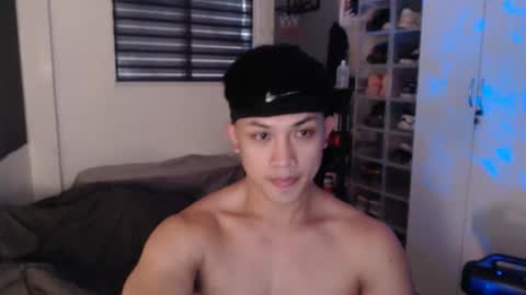 Prince Adrian online show from March 25, 6:52 am