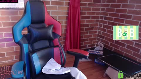 Snapshot of princesa_leia_zathur chatting on January 17, 3:22 pm Leia online show from January 17, 3:22 pm