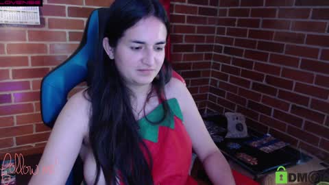 Snapshot of princesa_leia_zathur chatting on January 18, 6:21 pm Leia online show from January 18, 6:21 pm