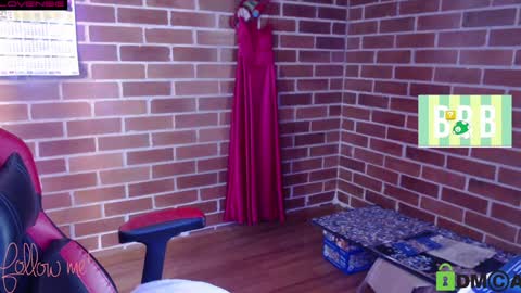 Snapshot of princesa_leia_zathur chatting on February 3, 1:40 pm Leia online show from February 3, 1:40 pm