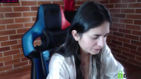 Leia online show from November 3, 2:07 pm