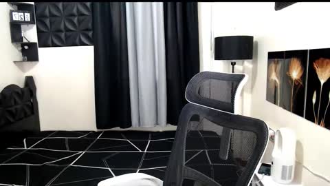 Shane online show from November 24, 3:28 am